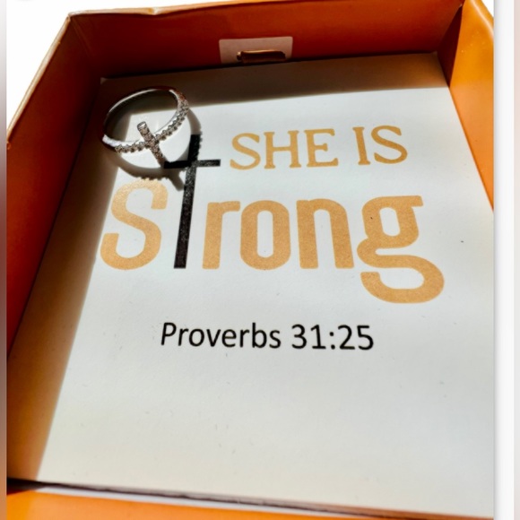 Story Jewellery Jewelry - Story Jewellery Stamped S925 Ring, Size 7.